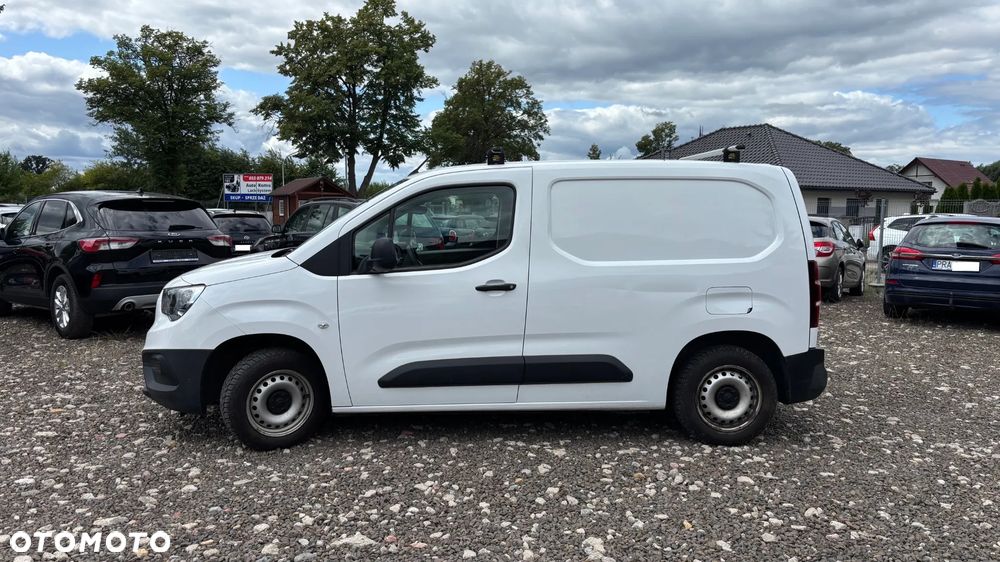 Opel COMBO - 14