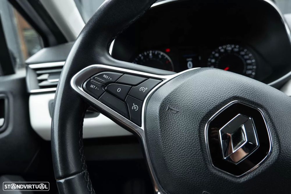 Renault Clio 1.0 TCe Evolution - 23