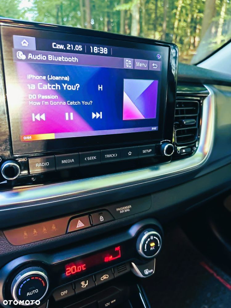 Kia Stonic 1.0 T-GDI L - 12