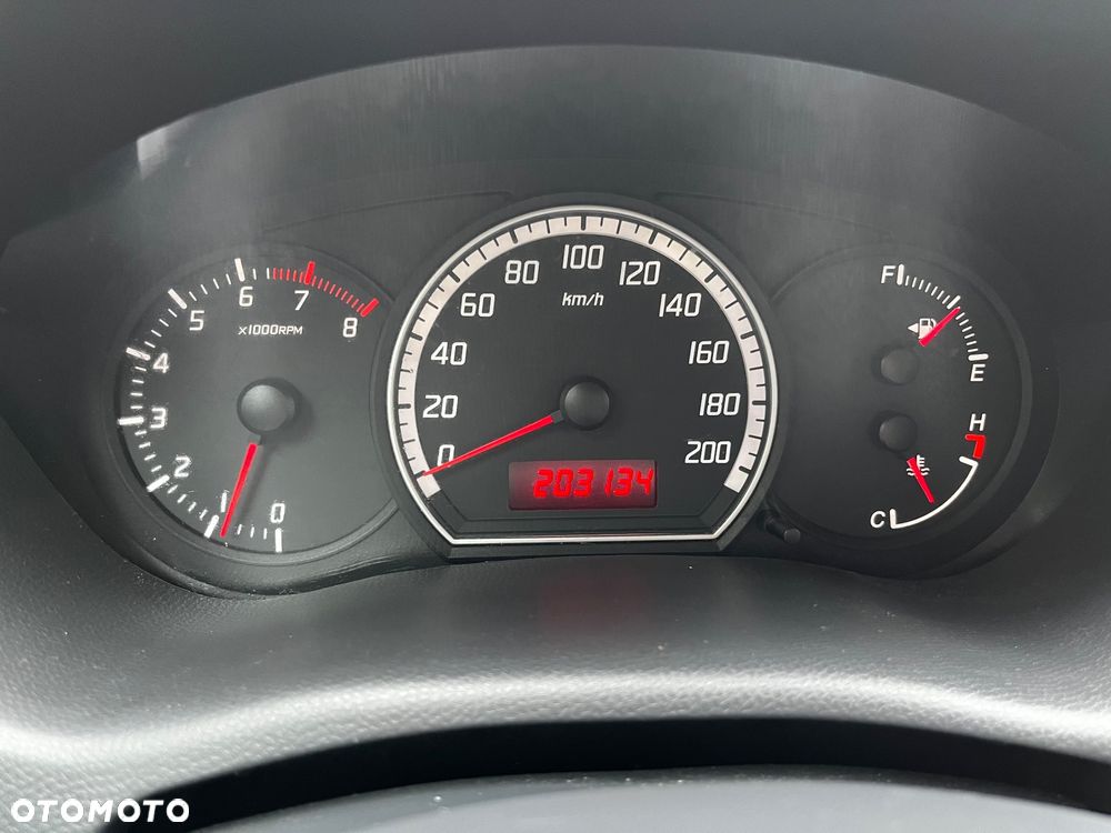 Suzuki Swift - 17