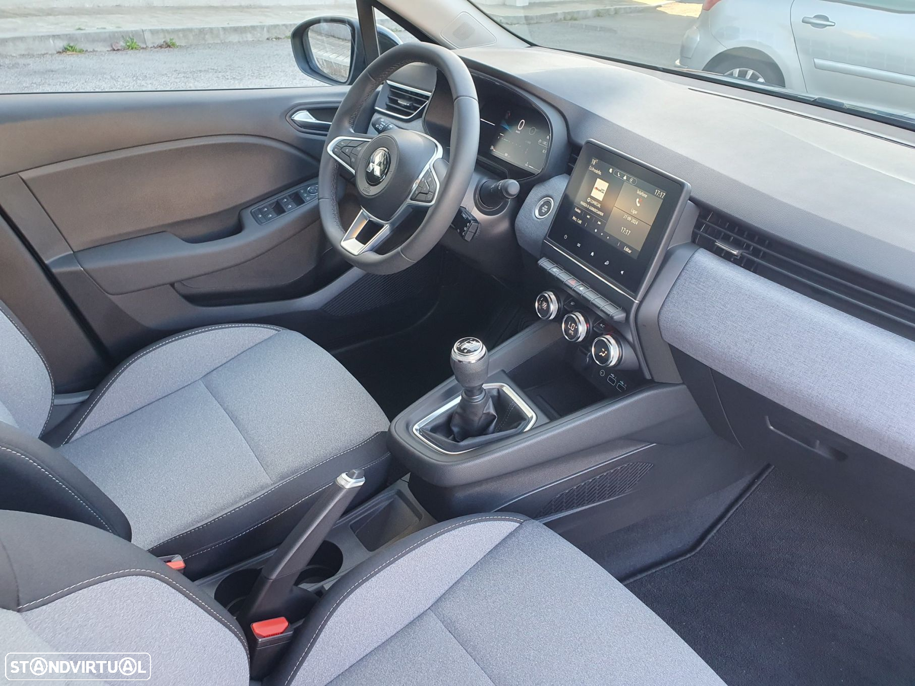 Mitsubishi Colt 1.0 MPI Kyoto - 24