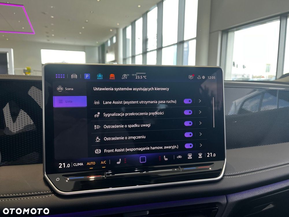 Volkswagen Tiguan - 13