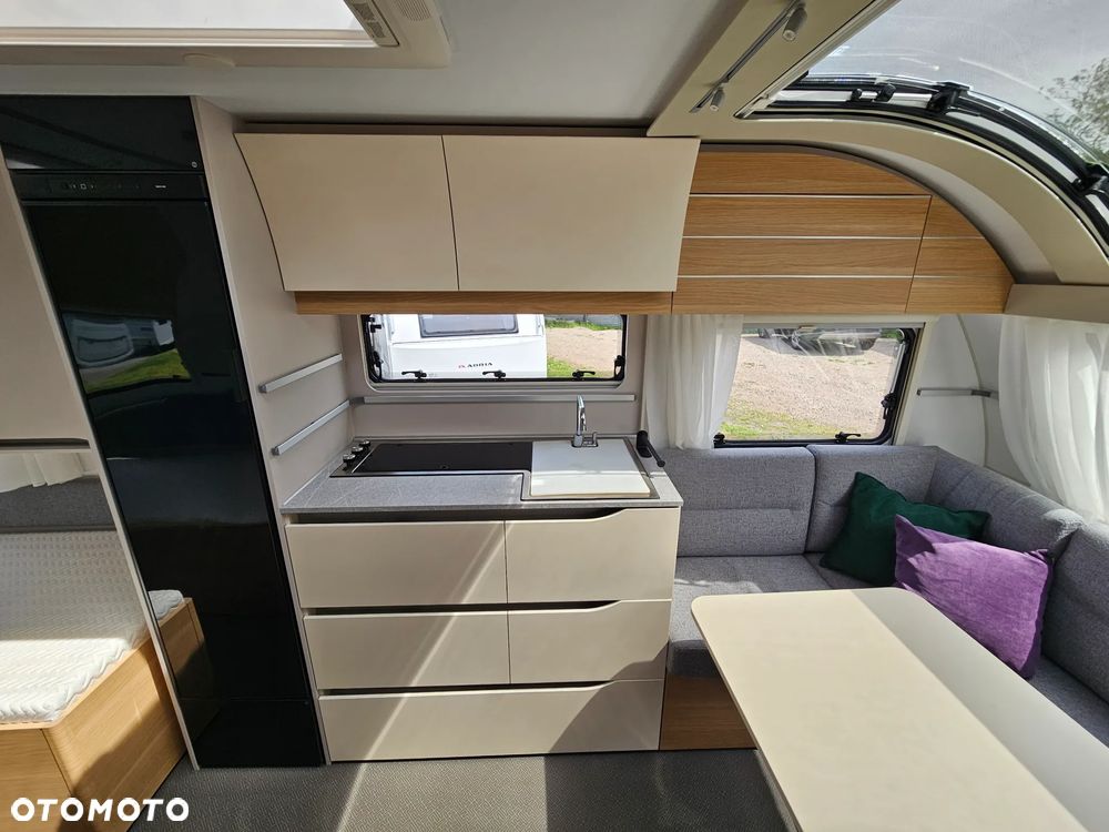 Adria Adora 572 UT - 6