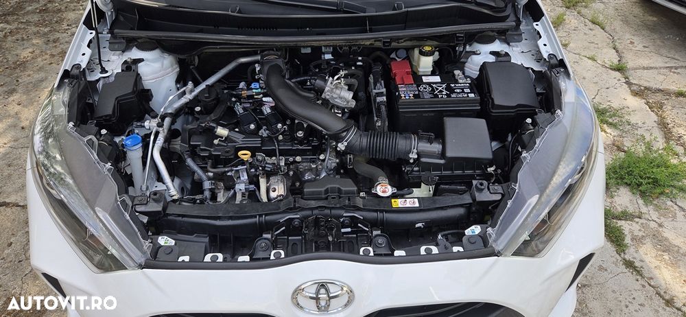 Toyota Yaris 1.0 L Eco - 27