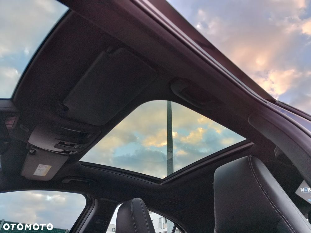 Mercedes-Benz Klasa A 220 d 7G-DCT Urban - 12