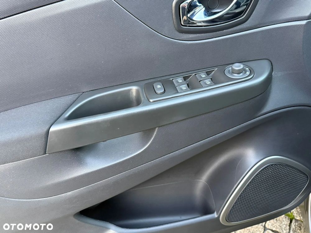Renault Captur - 20