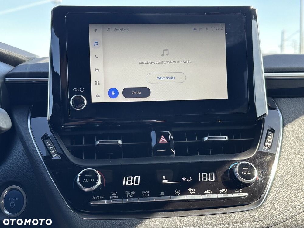 Toyota Corolla 2.0 Hybrid Comfort - 20