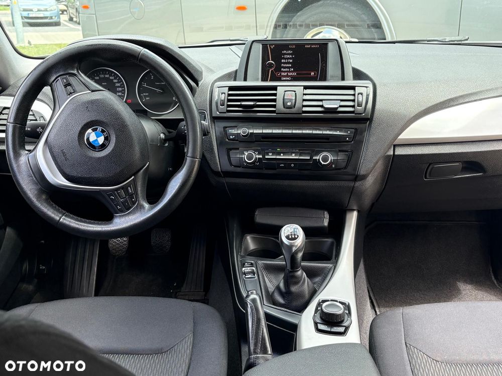 BMW Seria 1 118d DPF - 18