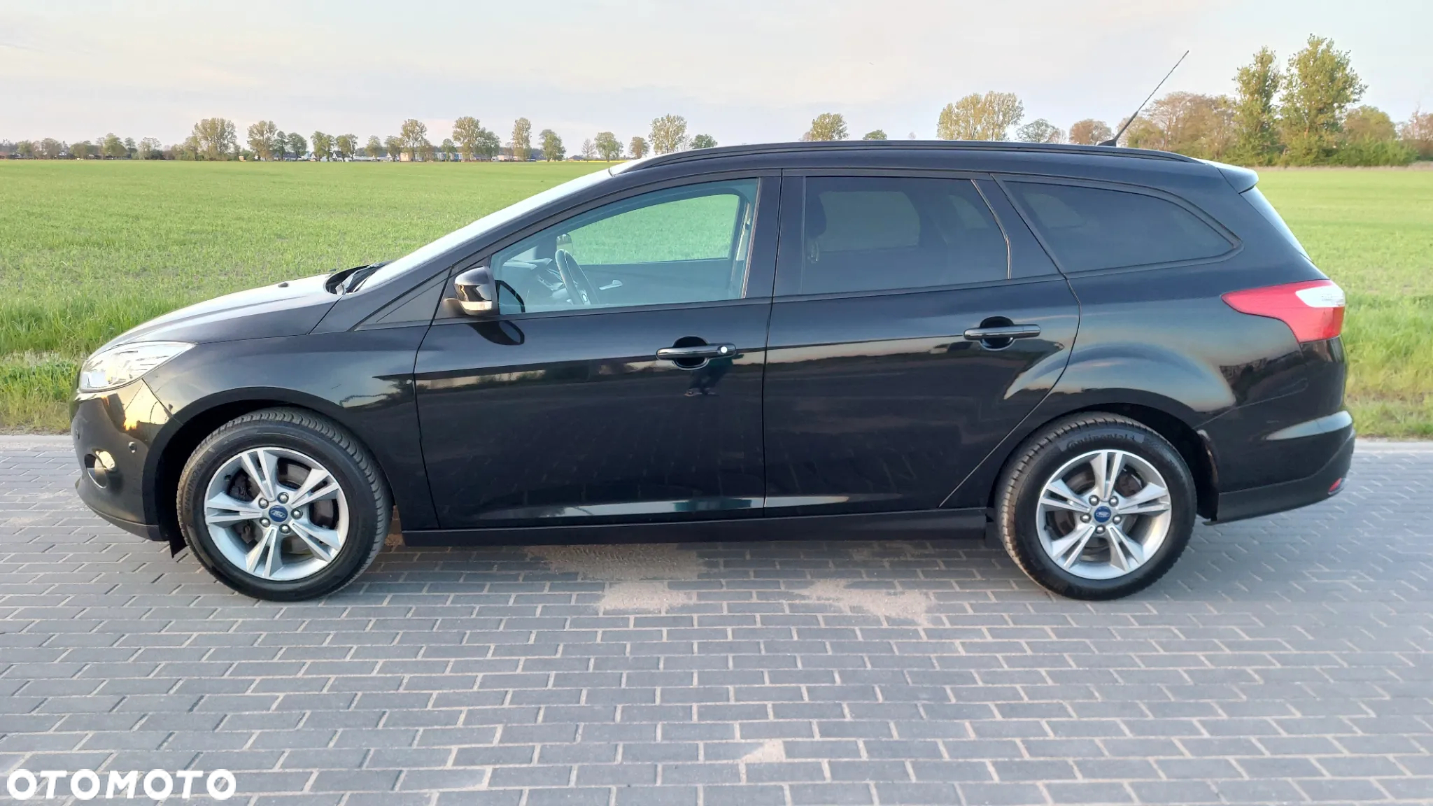 Ford Focus Turnier 2.0 TDCi DPF SYNC Edition - 5