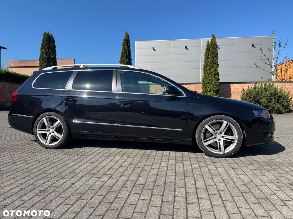 Volkswagen Passat 3.2 V6 FSI 4Motion DSG Highline - 2