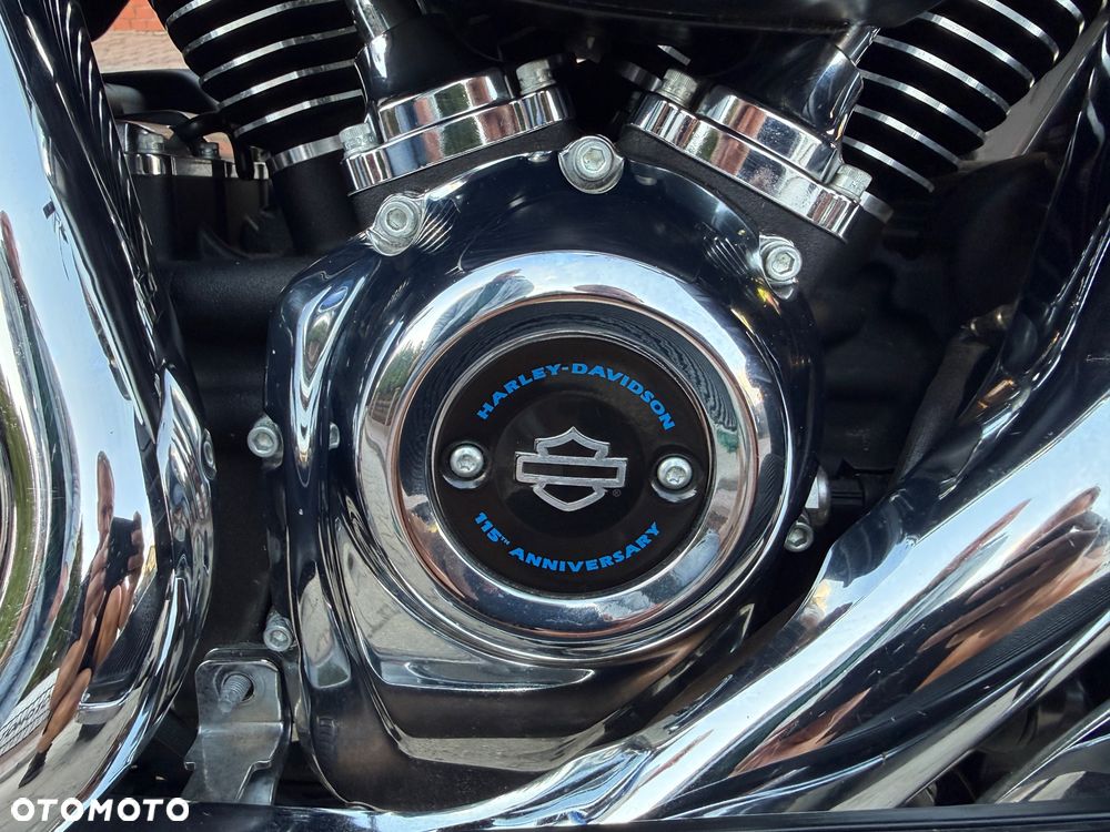 Harley-Davidson Touring Ultra Limited - 30