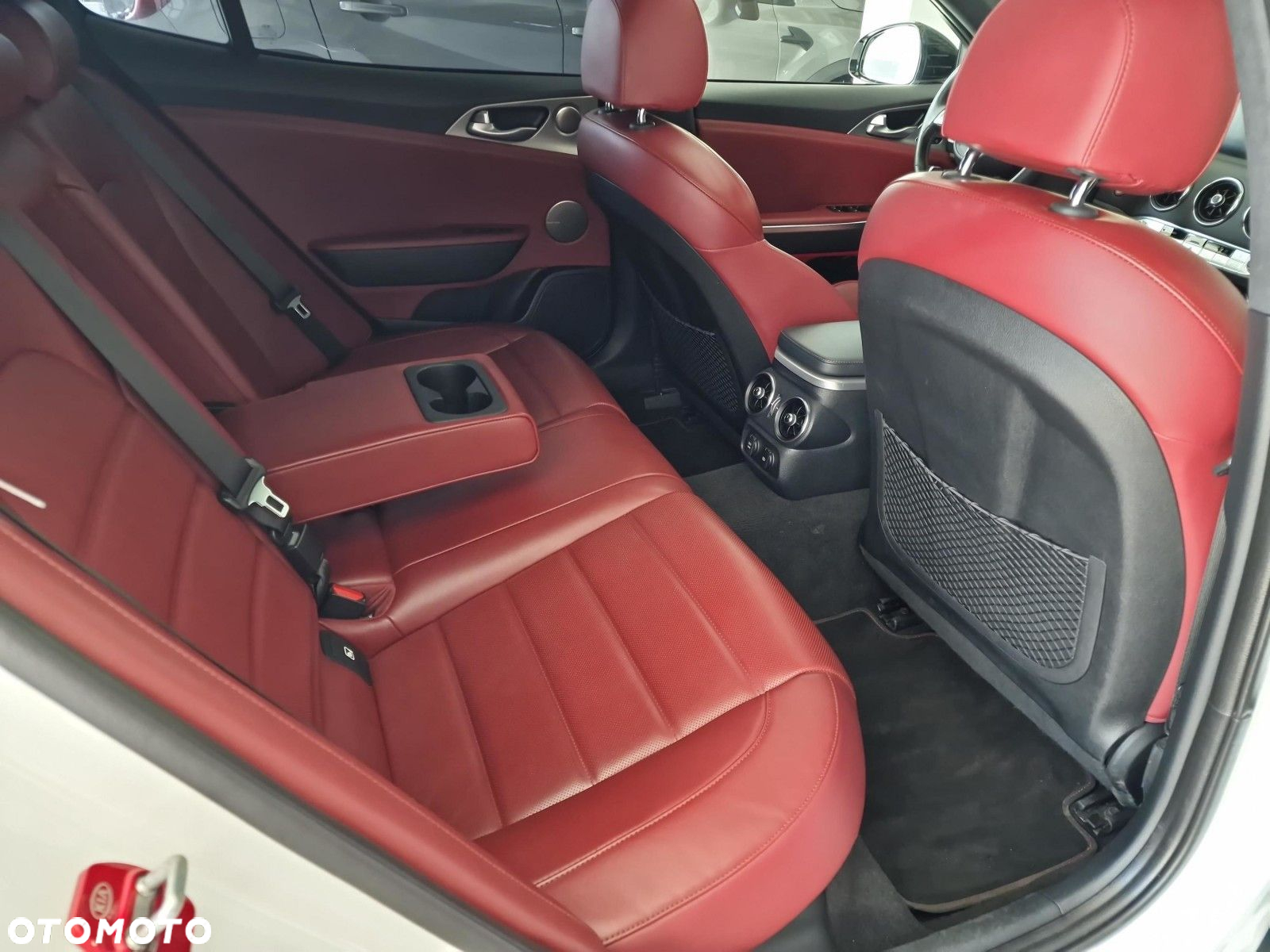 Kia Stinger 3.3 T-GDI V6 GT AWD - 22