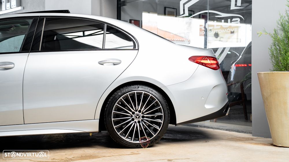 Mercedes-Benz C 300 d AMG Line - 14