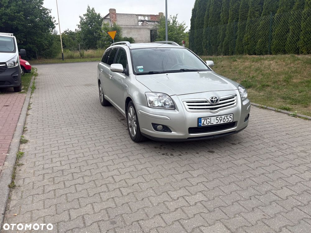 Toyota Avensis 2.0 D-4D Team - 2