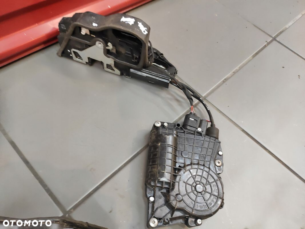BMW 7 F01 F02 ZAMEK DOCIĄG DRZWI SOFT CLOSE LEWY PRAWY TYŁ - 4