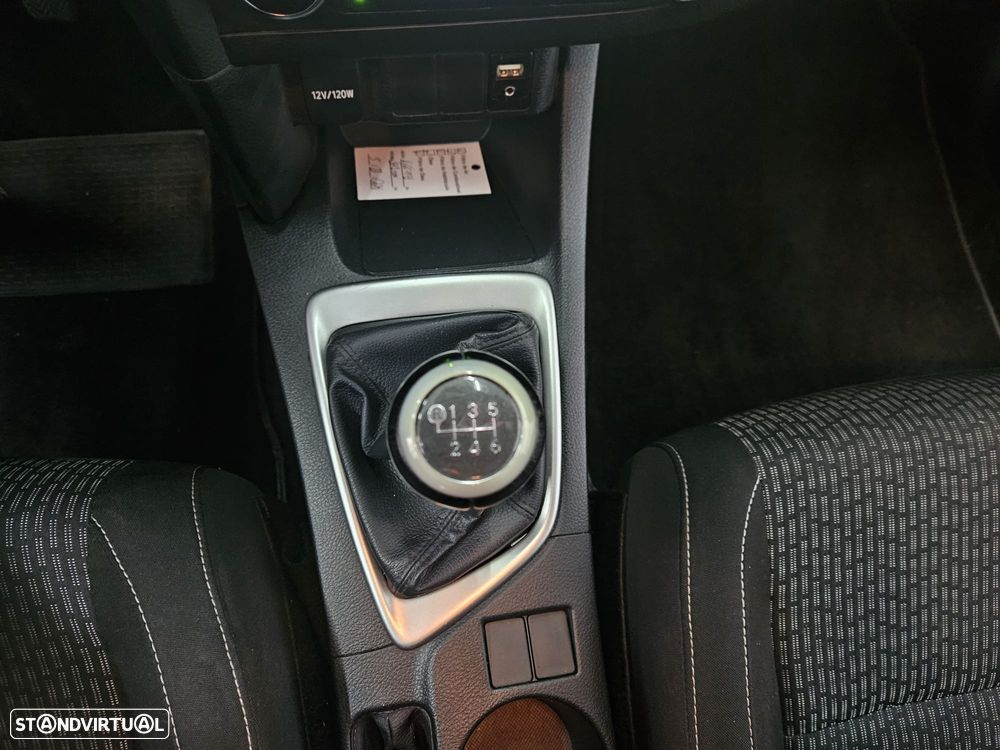 Toyota Auris 1.4 D-4D Edition-S - 21