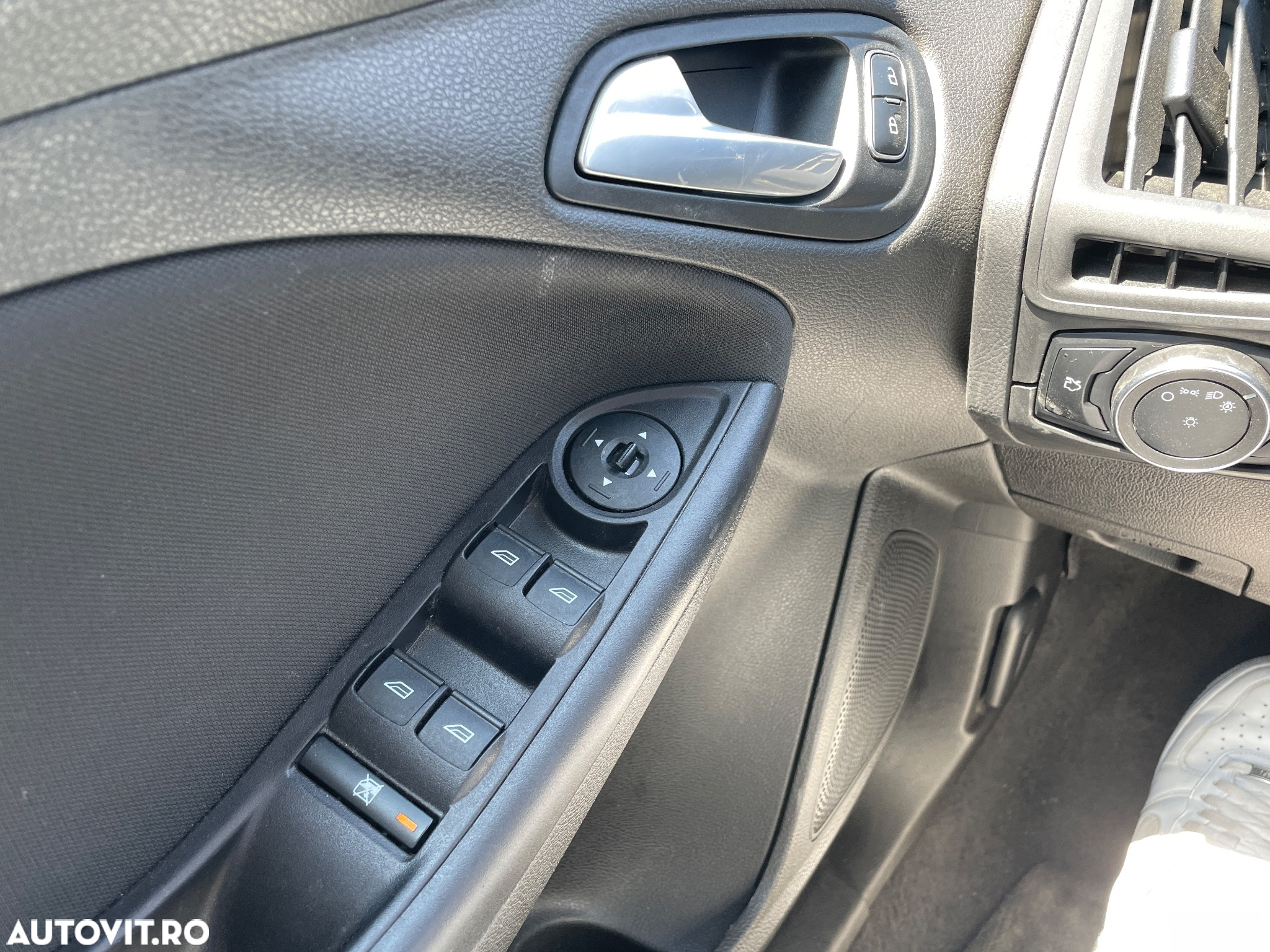 Ford Focus - 16