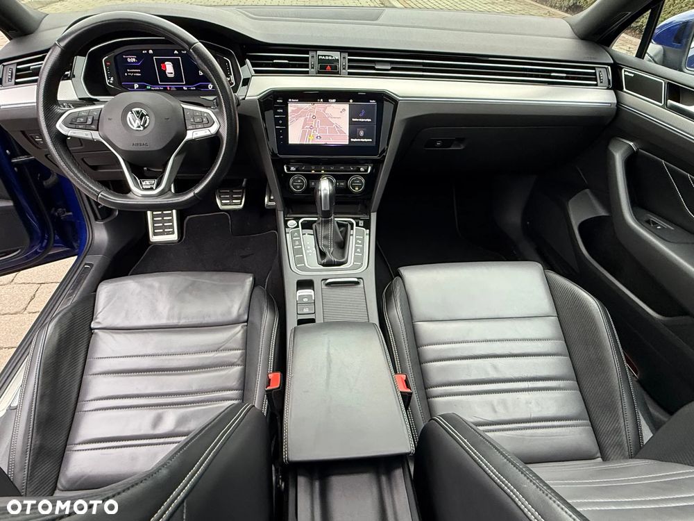Volkswagen Passat Variant 2.0 TDI SCR DSG 4Motion Business - 8