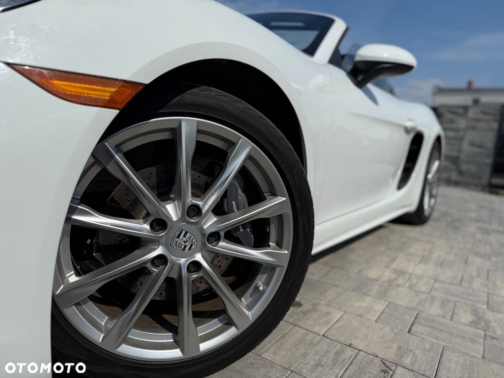 Porsche Boxster - 10
