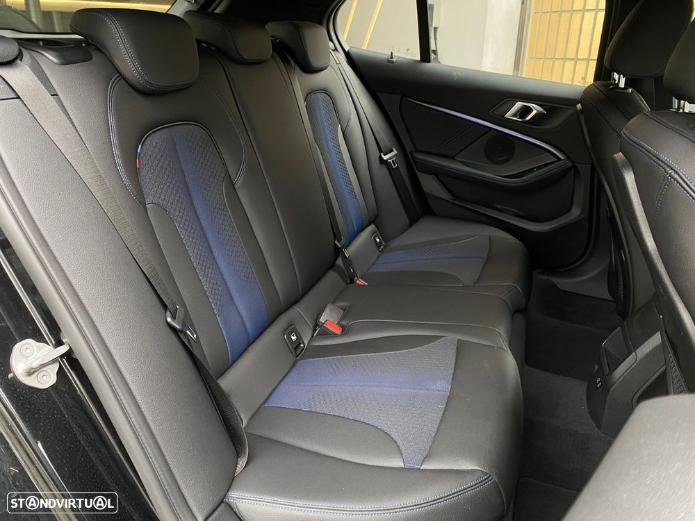 BMW 118 i Pack Desportivo M Auto - 10