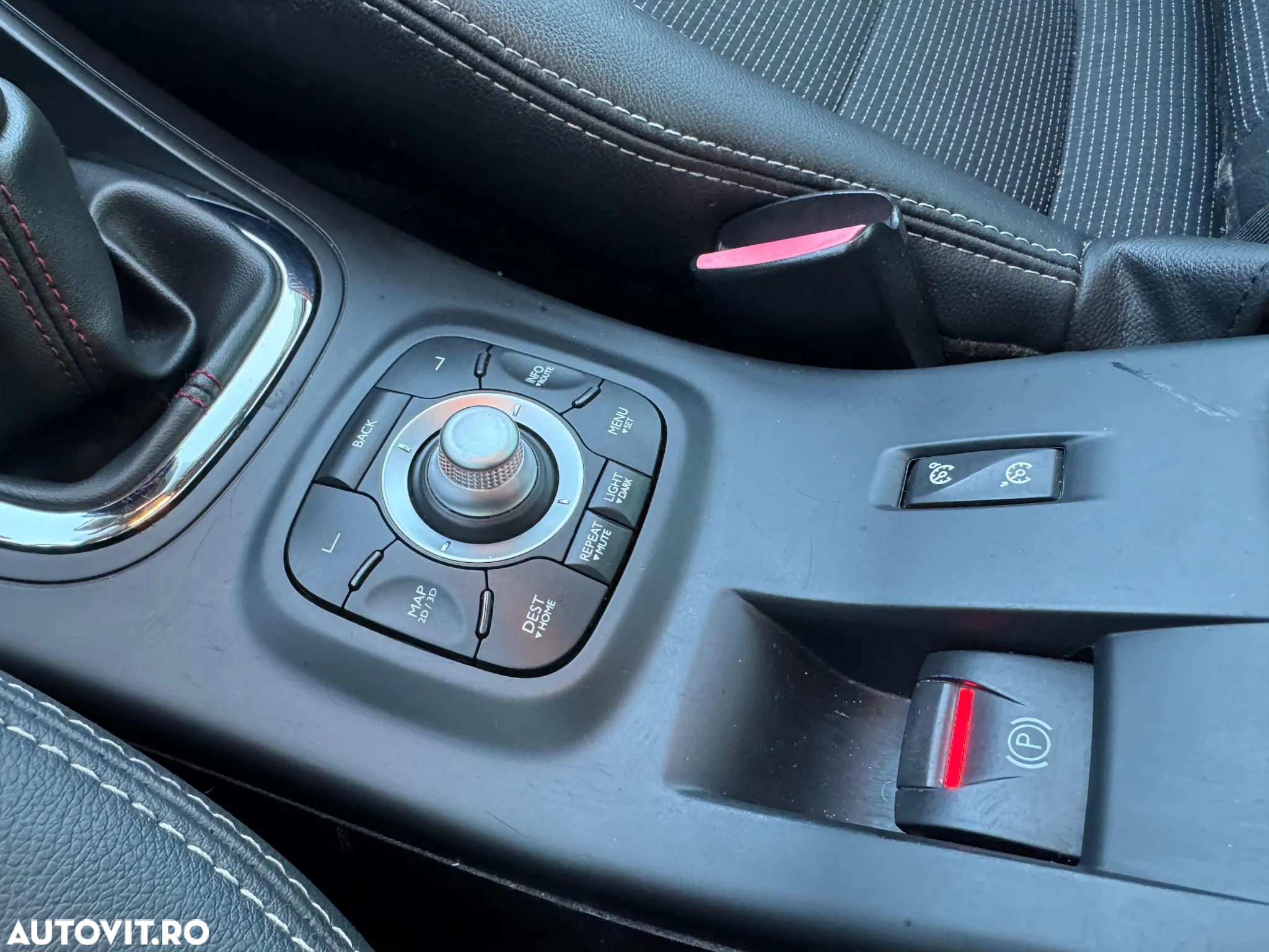 Renault Megane ENERGY dCi 110 GT LINE - 24