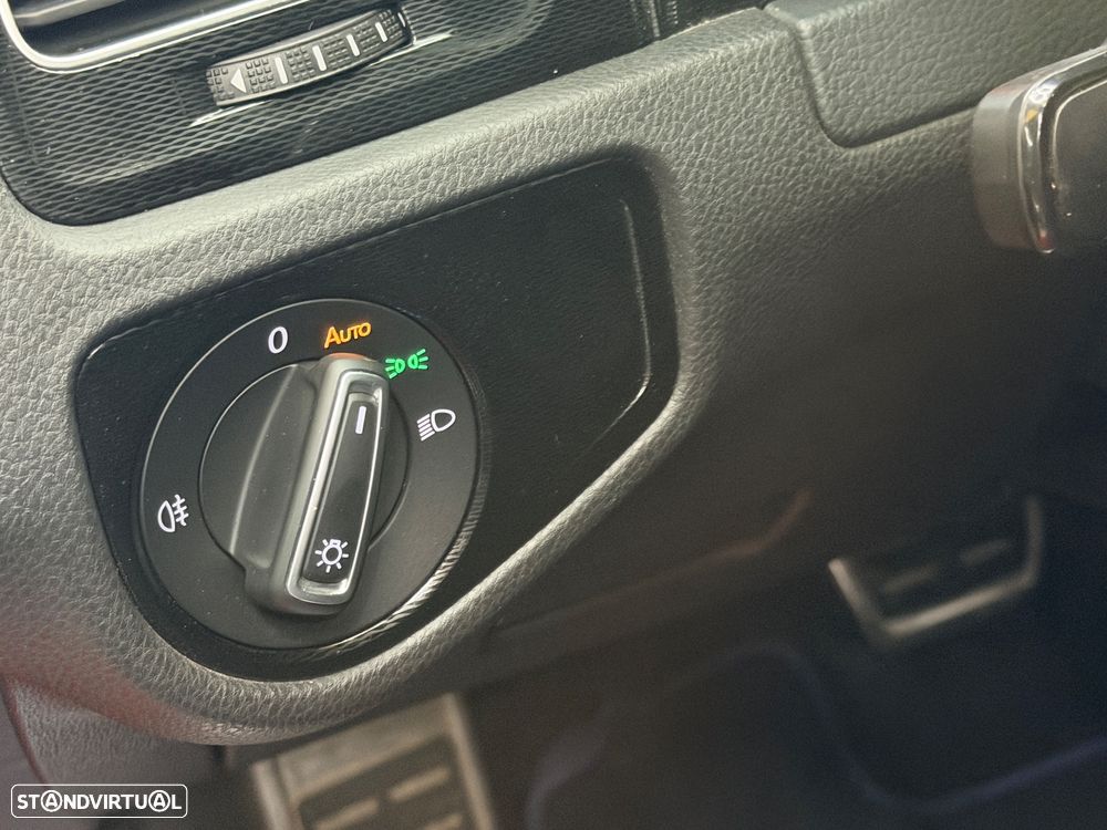 VW Golf 1.4 GTE Plug-In-Hybrid DSG - 18