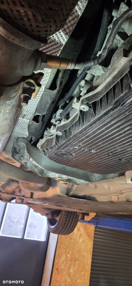 BMW Seria 5 525d - 34