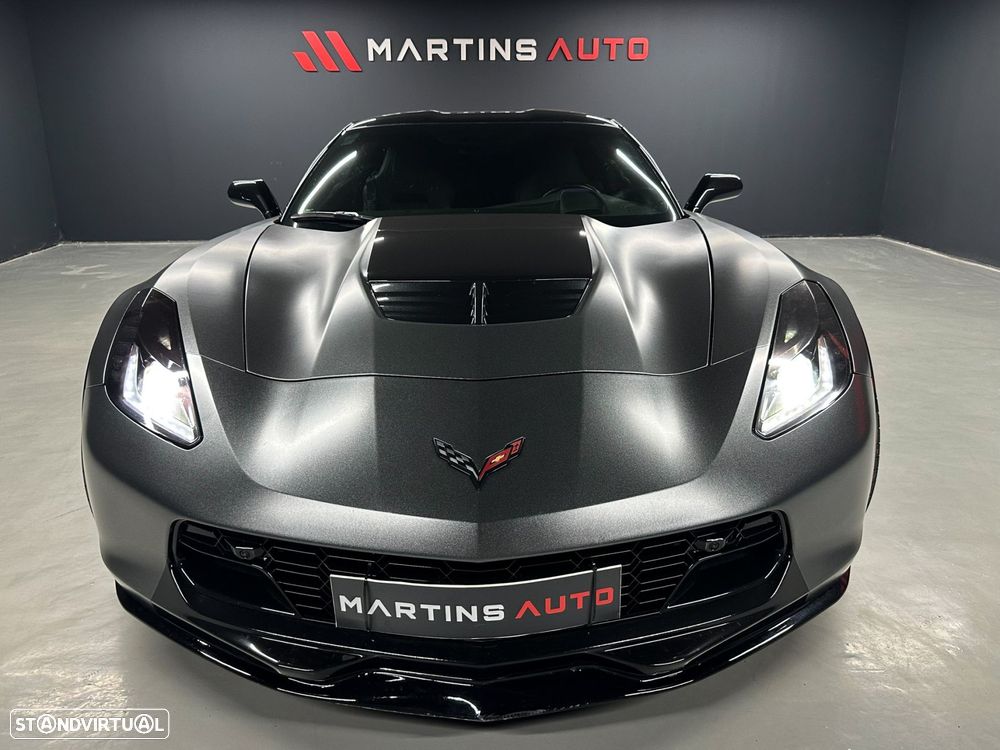 Chevrolet Corvette - 12
