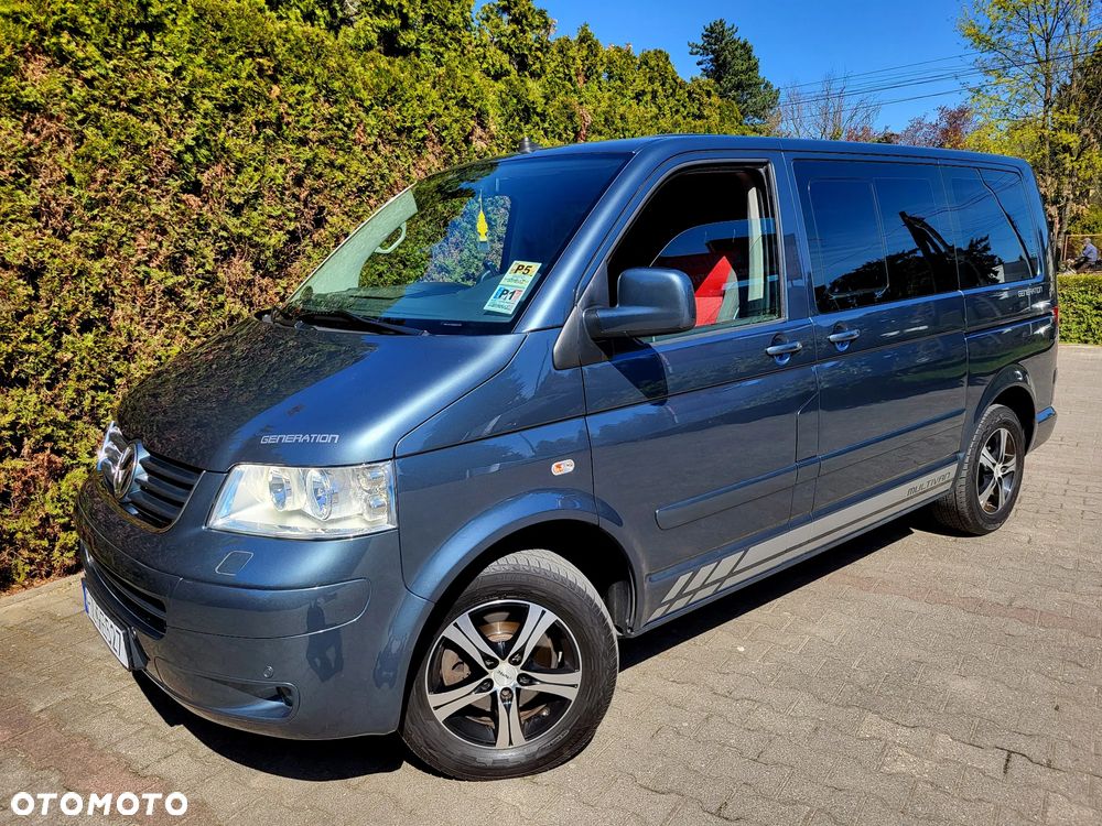 Volkswagen Multivan - 1