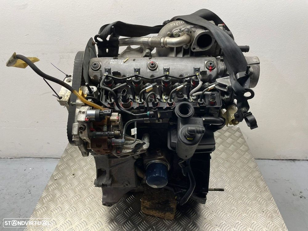 Motor RENAULT MEGANE II (BM0/1_, CM0/1_) 1.9 dCi | 11.02 - 02.08 Usado REF. F9Q8... - 4