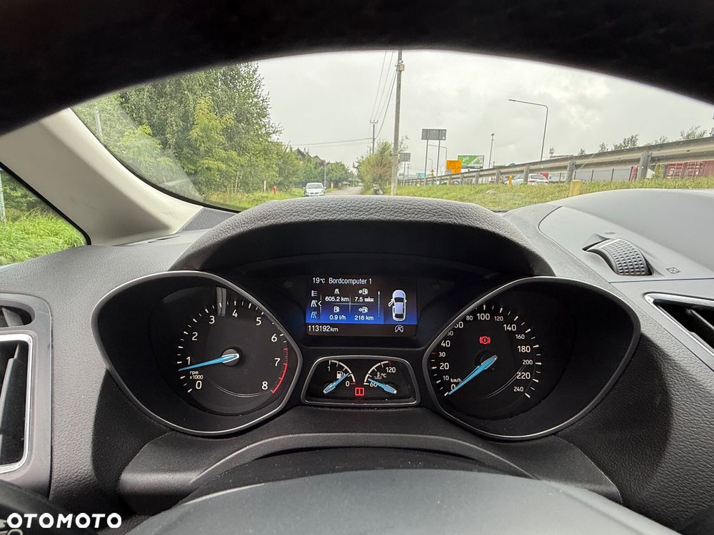 Ford Grand C-MAX - 24