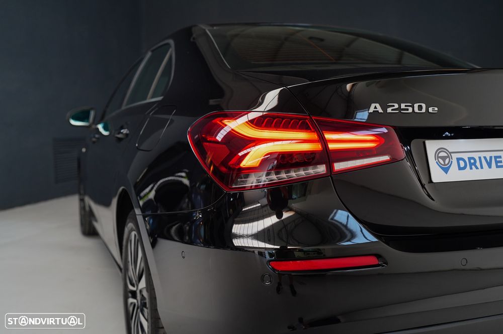 Mercedes-Benz A 250 Limousine e Progressive - 26