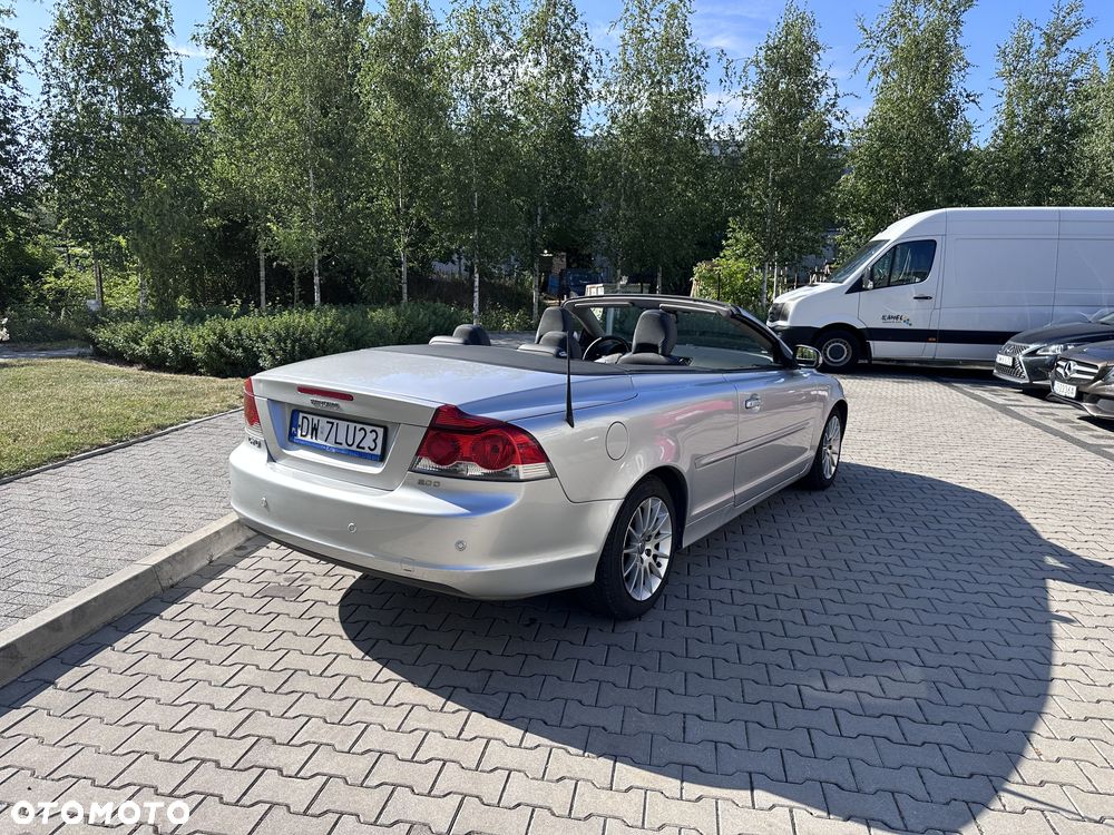 Volvo C70 2.0D Momentum - 6