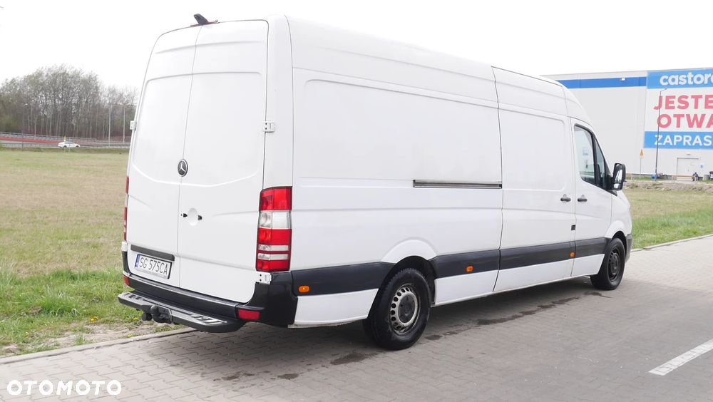 Mercedes-Benz SPRINTER - 4