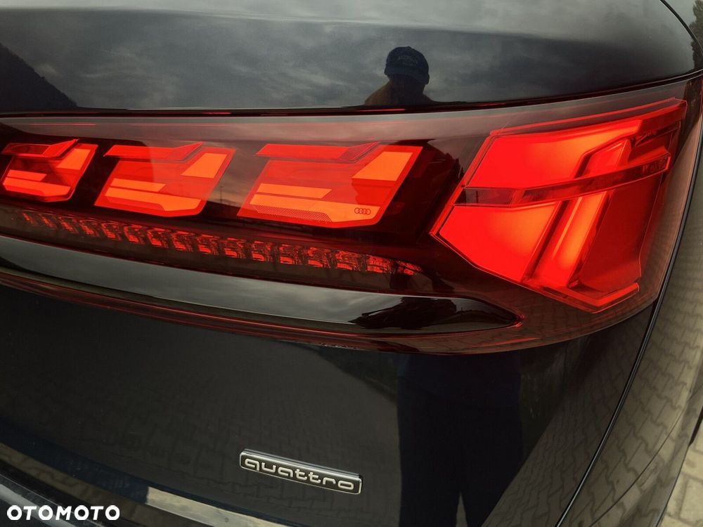 Audi Q7 - 12
