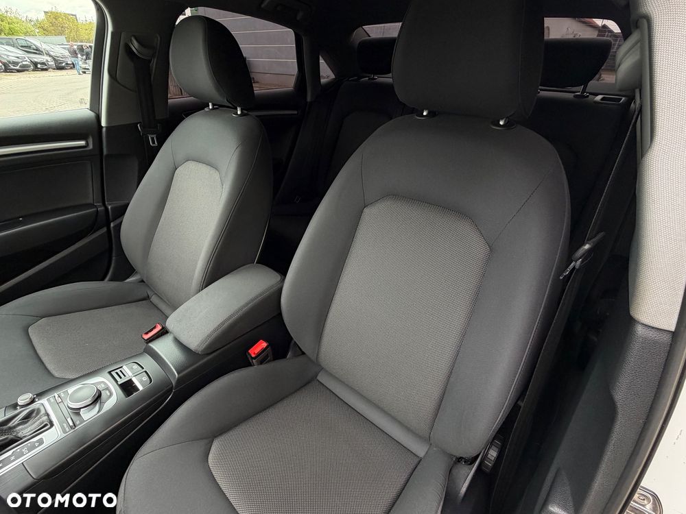 Audi A3 Limousine 30 TDI S tronic - 6