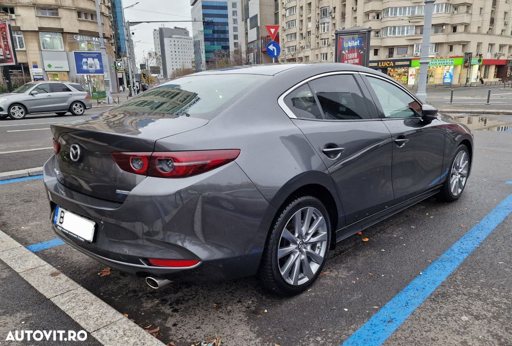 Mazda 3 e-Skyactiv G122 AT MHEV Plus - 8