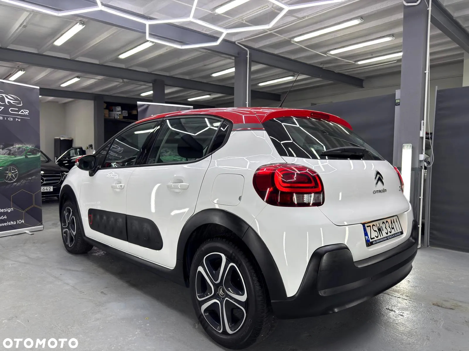 Citroën C3 1.2 PureTech Shine - 4