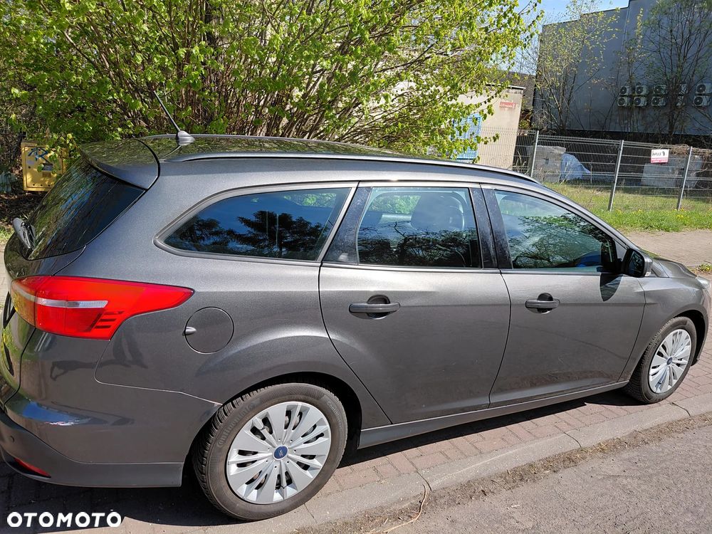 Ford Focus 1.5 TDCi Trend - 12