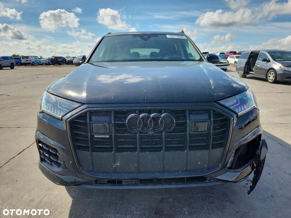 Audi Q7 2023 photo 2