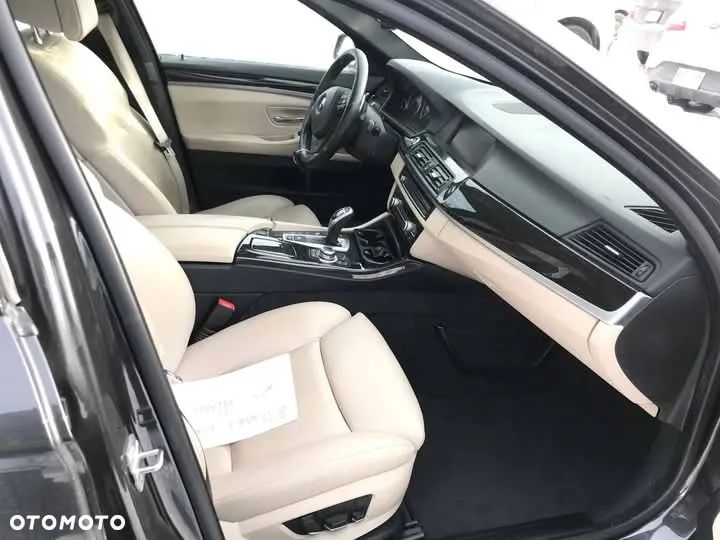 BMW Seria 5 535i xDrive - 35