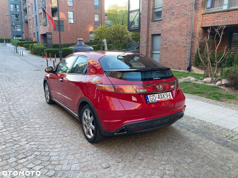 Honda Civic 1.8i-VTEC Sport - 4