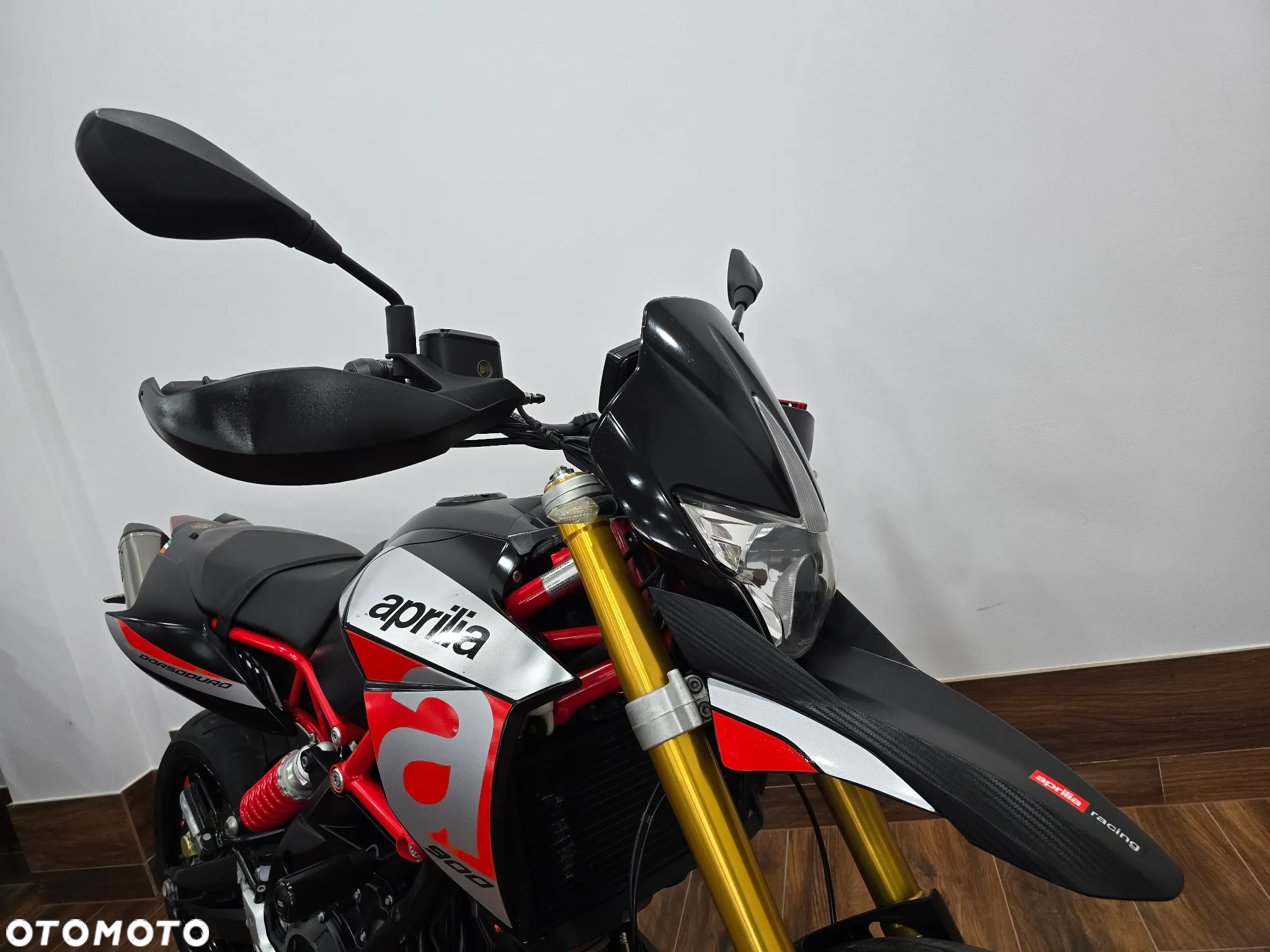 Aprilia Dorsoduro - 11