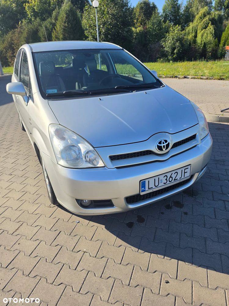 Toyota Corolla Verso - 1