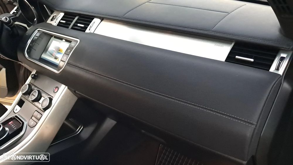 Land Rover Range Rover Evoque 2.0 D150 AWD R-Dynamic HSE Auto - 26