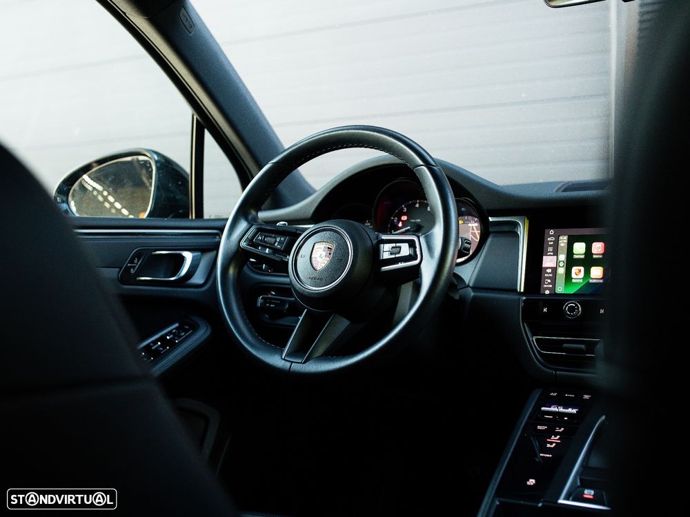 Porsche Macan Standard - 32