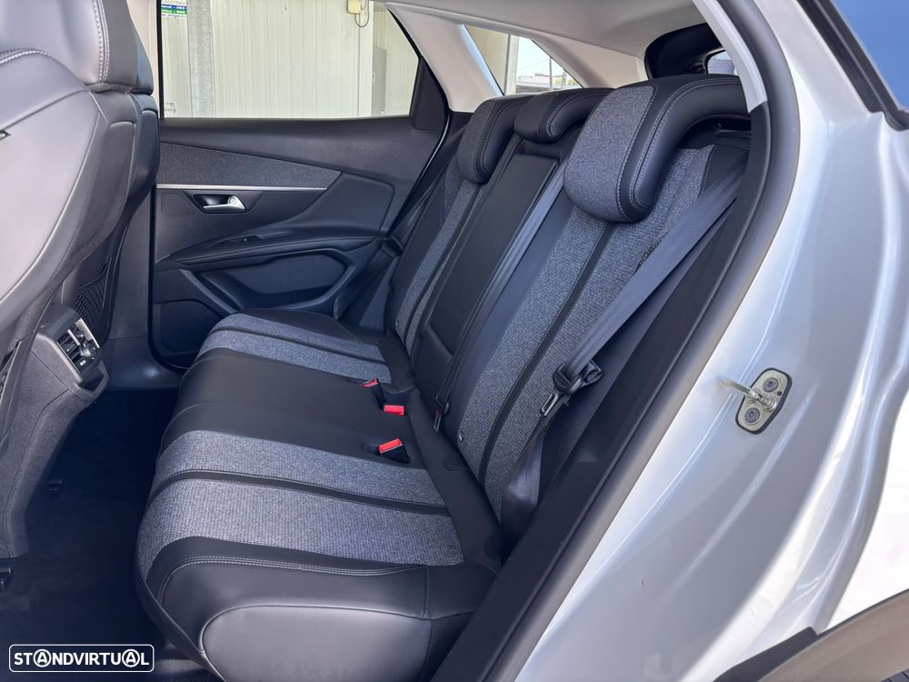 Peugeot 3008 PureTech 130 Stop & Start GPF EAT8 Allure Pack - 8