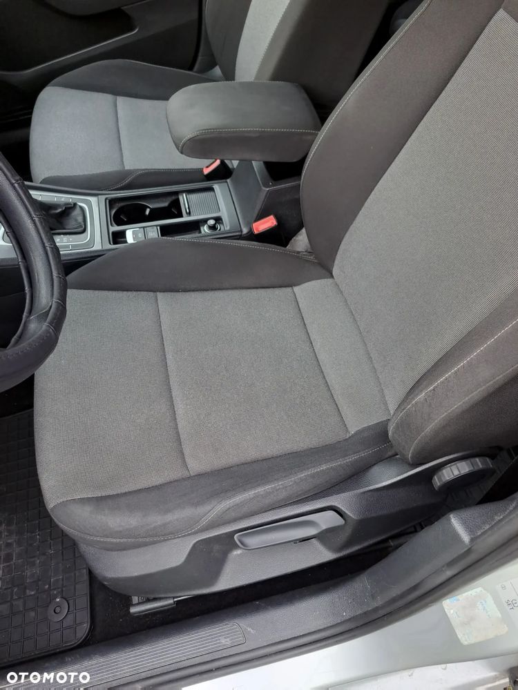 Volkswagen Golf VII 1.6 TDI BMT Trendline DSG - 8