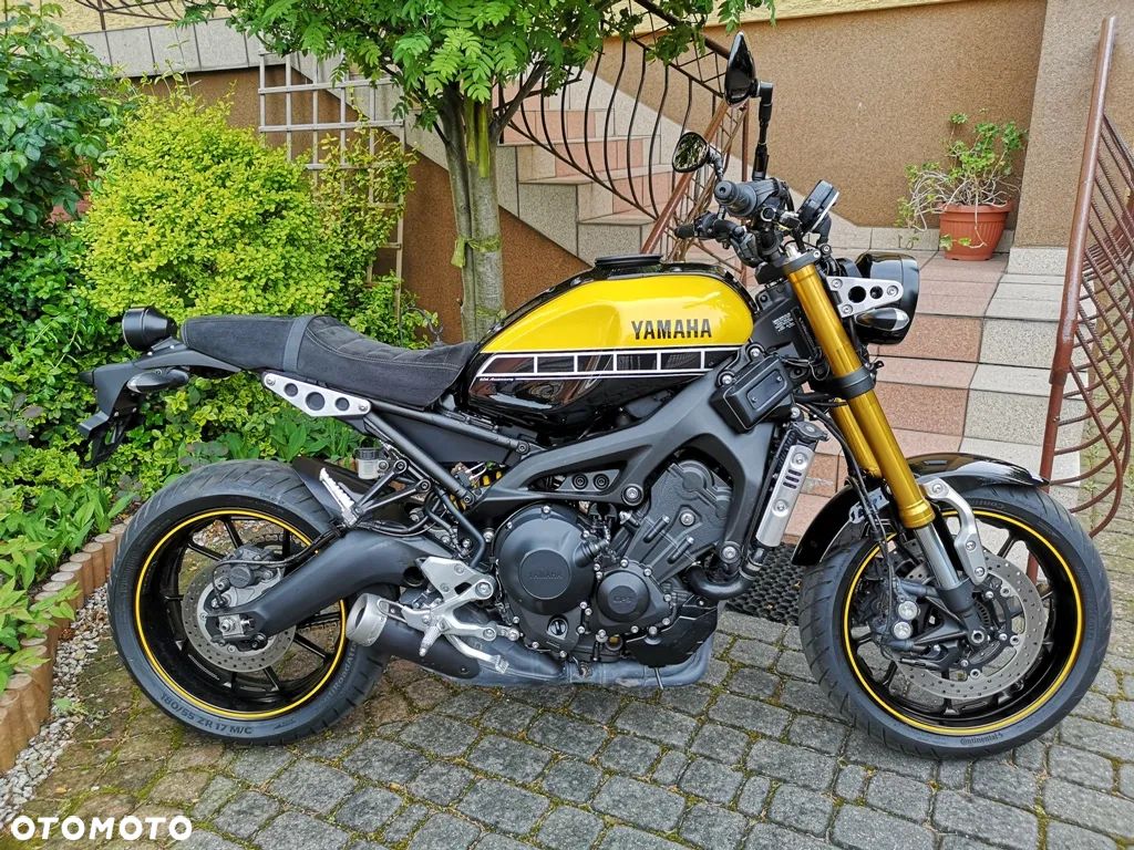 Yamaha XSR - 1