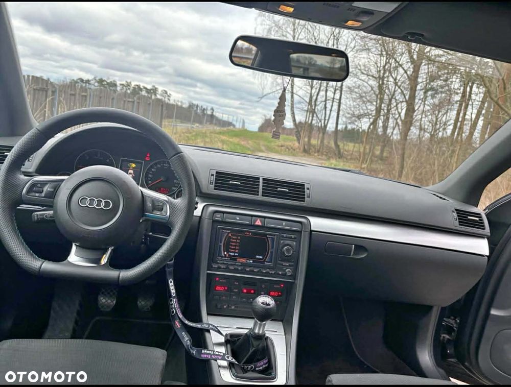 Audi A4 Limousine 2.0 TDI DPF - 12